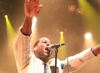 Leon Bridges – Forum Theatre Melbourne 19/07/16