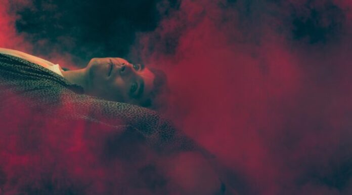 ALEX ELBERY SHARES EXUBERANT NEW SINGLE + VIDEO RIPCORD